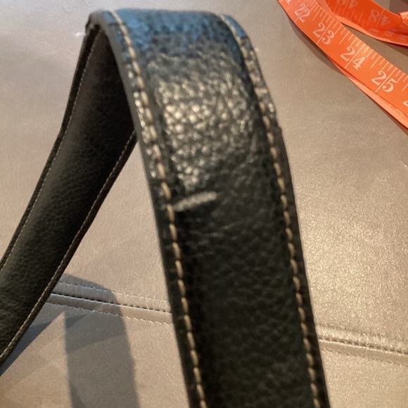 Tignanello Black Leather Women's Shoulder Bag - Picture 14 of 16